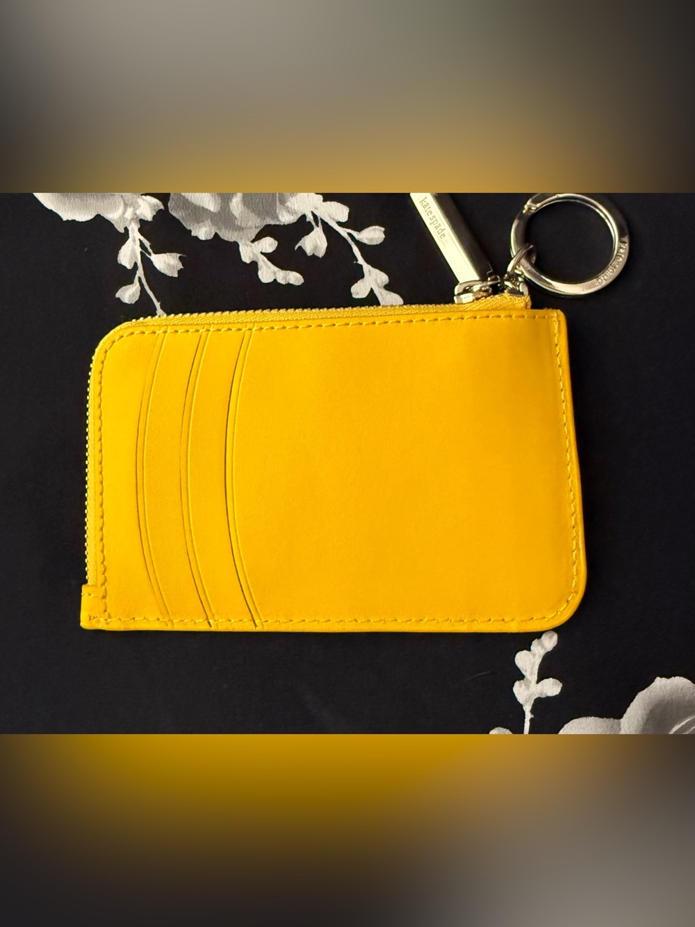 Kate Spade On A Roll Smooth Leather Metro Card Zip Cardholder - Picture 5 of 13